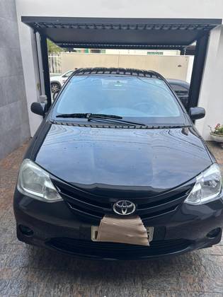 TOYOTA ETIOS 1.3 XS 16V FLEX 4P MANUAL TOYOTA ETIOS 1.3 XS 16V FLEX 4P MANUAL